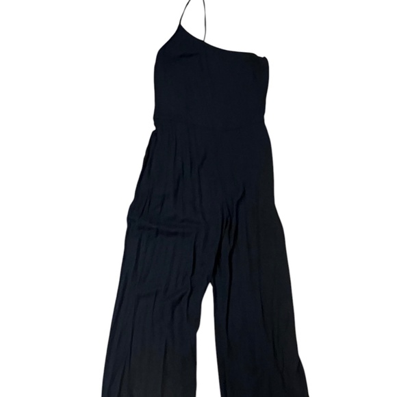 Abercrombie and Fitch Flowy One Shoulder Jumpsuit - Picture 1 of 3